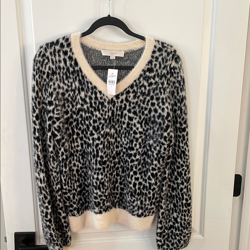 LOFT Leopard Print Sweater NWT Size Medium